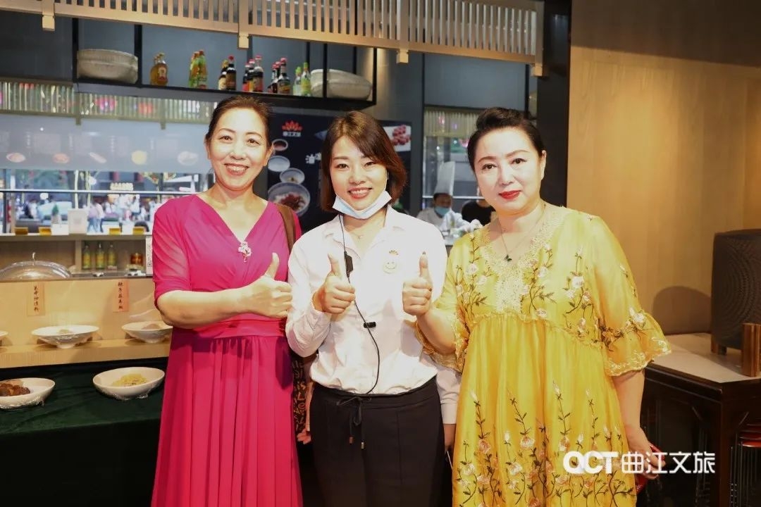 微笑服務，游客點贊！曲江文旅老字號餐飲集群又“出圈”